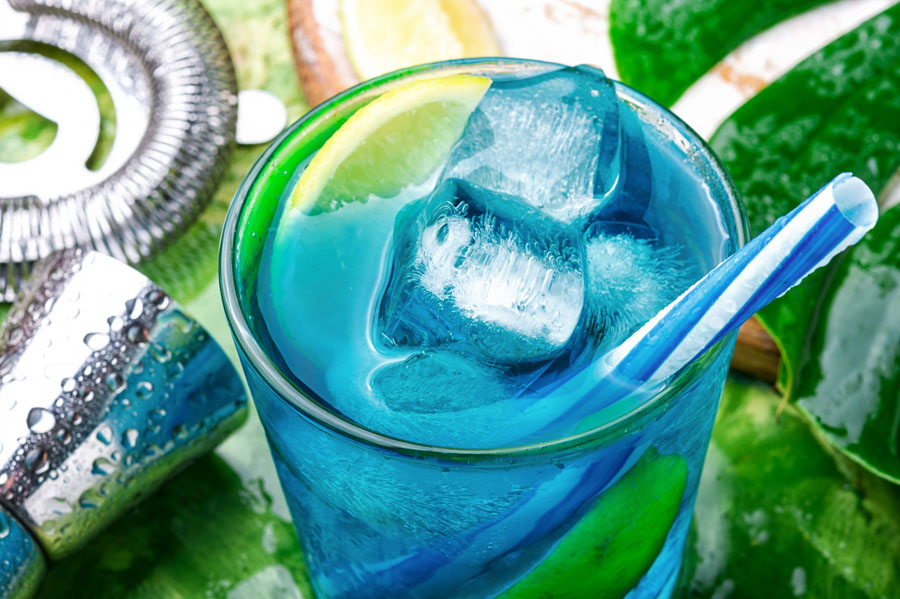Blue cocktail with ice