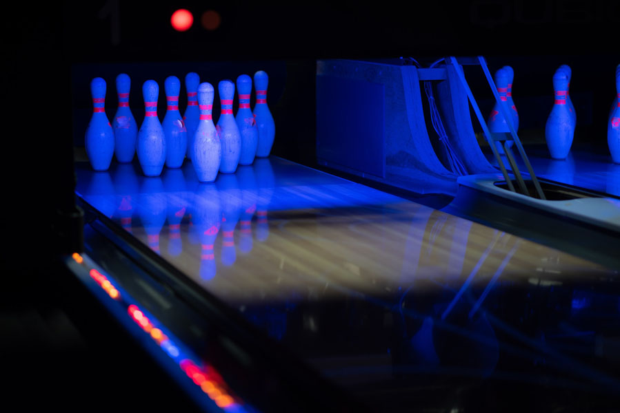 Tenpin bowling alley
